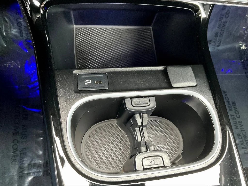 Used 2023 Iridium Silver Metallic Mercedes-Benz CLA 250 image 18
