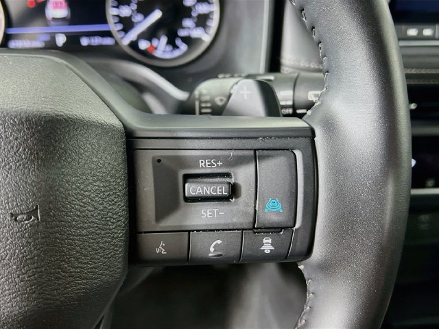 2025 Nissan Rogue SV - Photo 31