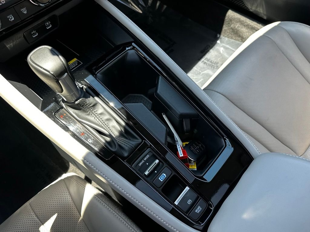2024 Honda Accord Hybrid Touring - Photo 31