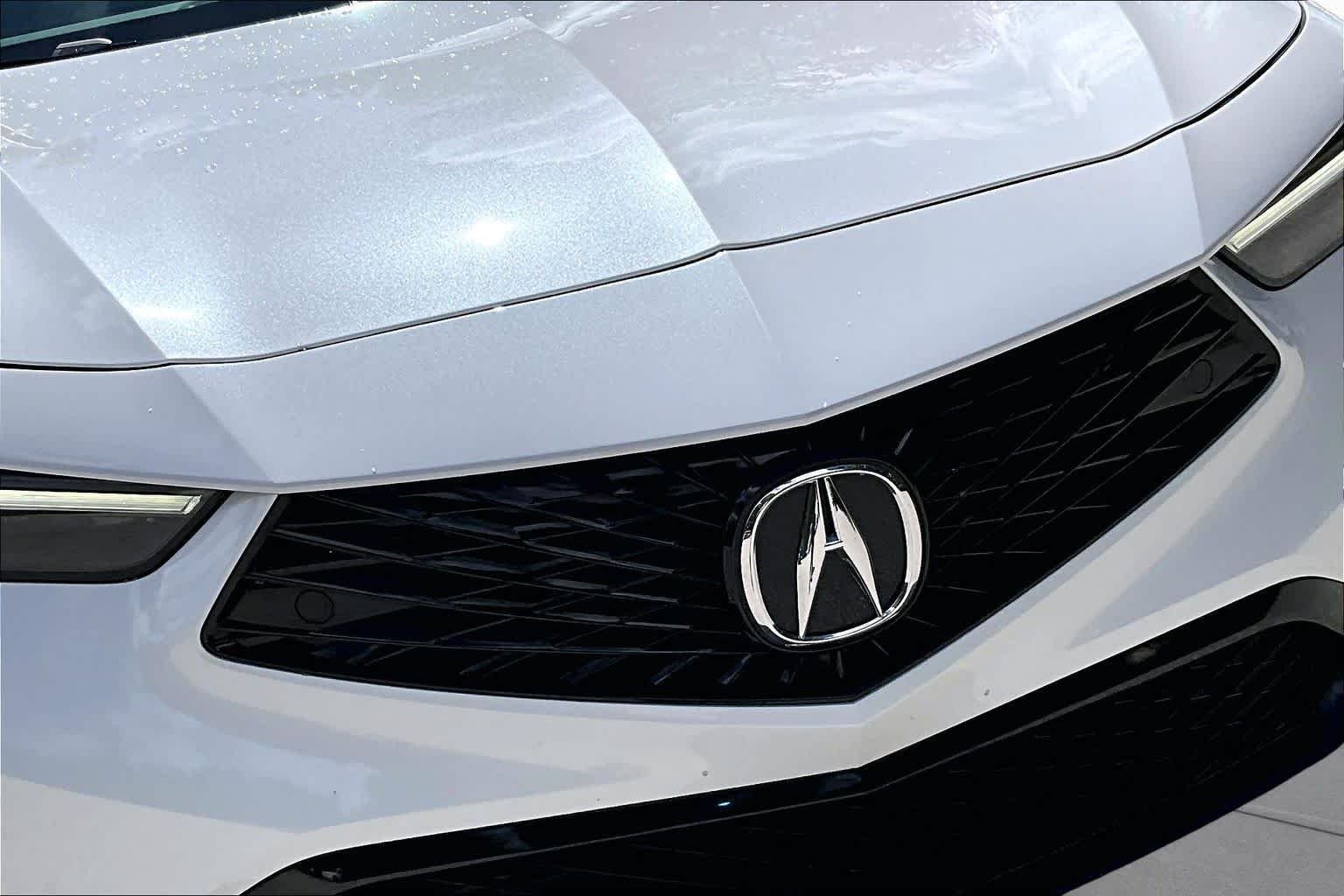 Used 2025 Platinum White Pearl Acura w/A-Spec Package image 30