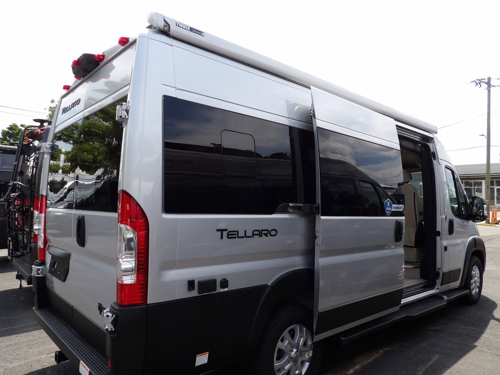 New 2025 Bright Silver Metallic Clearcoat Thor Motor Coach 20J image 2