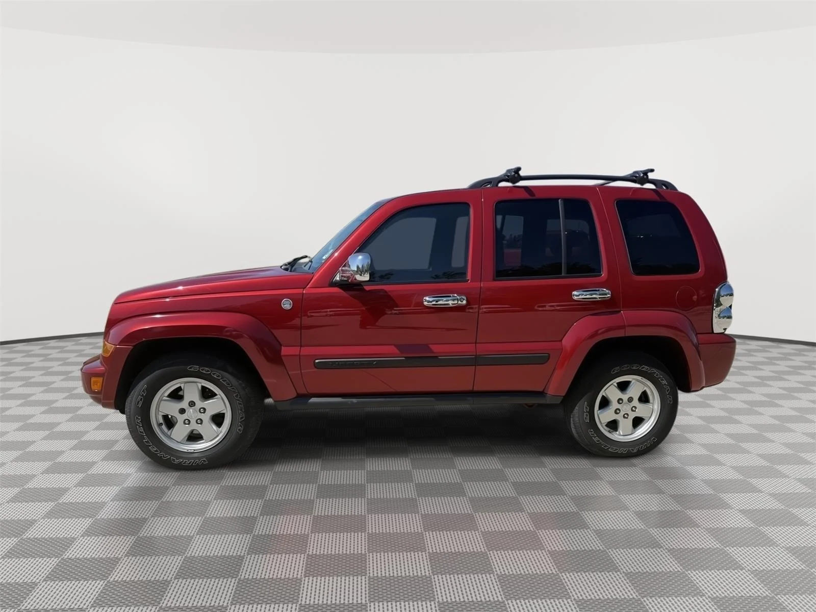 Used 2007 Inferno Red Crystal Pearlcoat Jeep Sport image 4