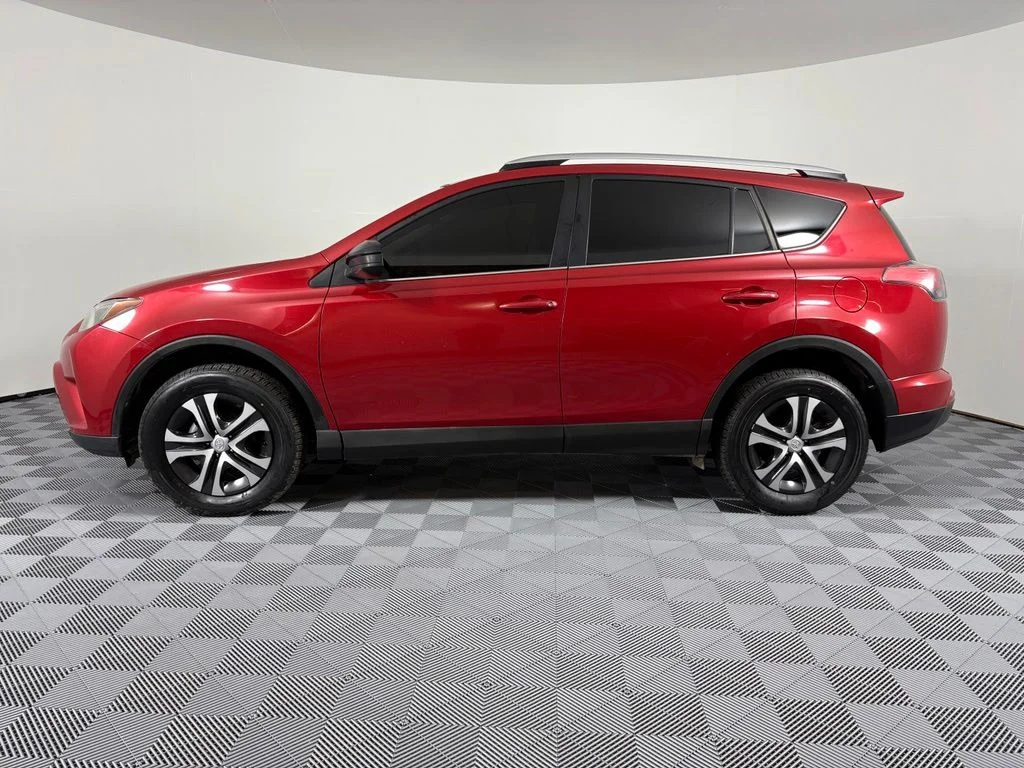 Used 2016 Red Toyota LE image 13