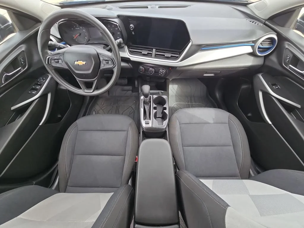 2024 Chevrolet Trax LS - Photo 21