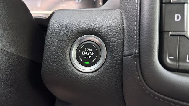 Used 2024 Onyx Black GMC Denali image 28