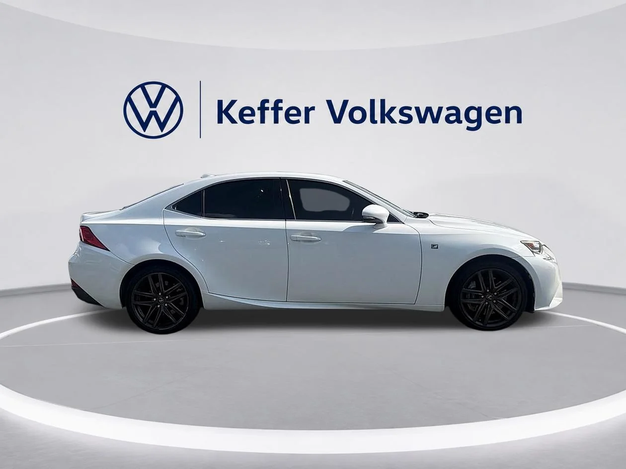 Used 2016  Lexus 350 image 6