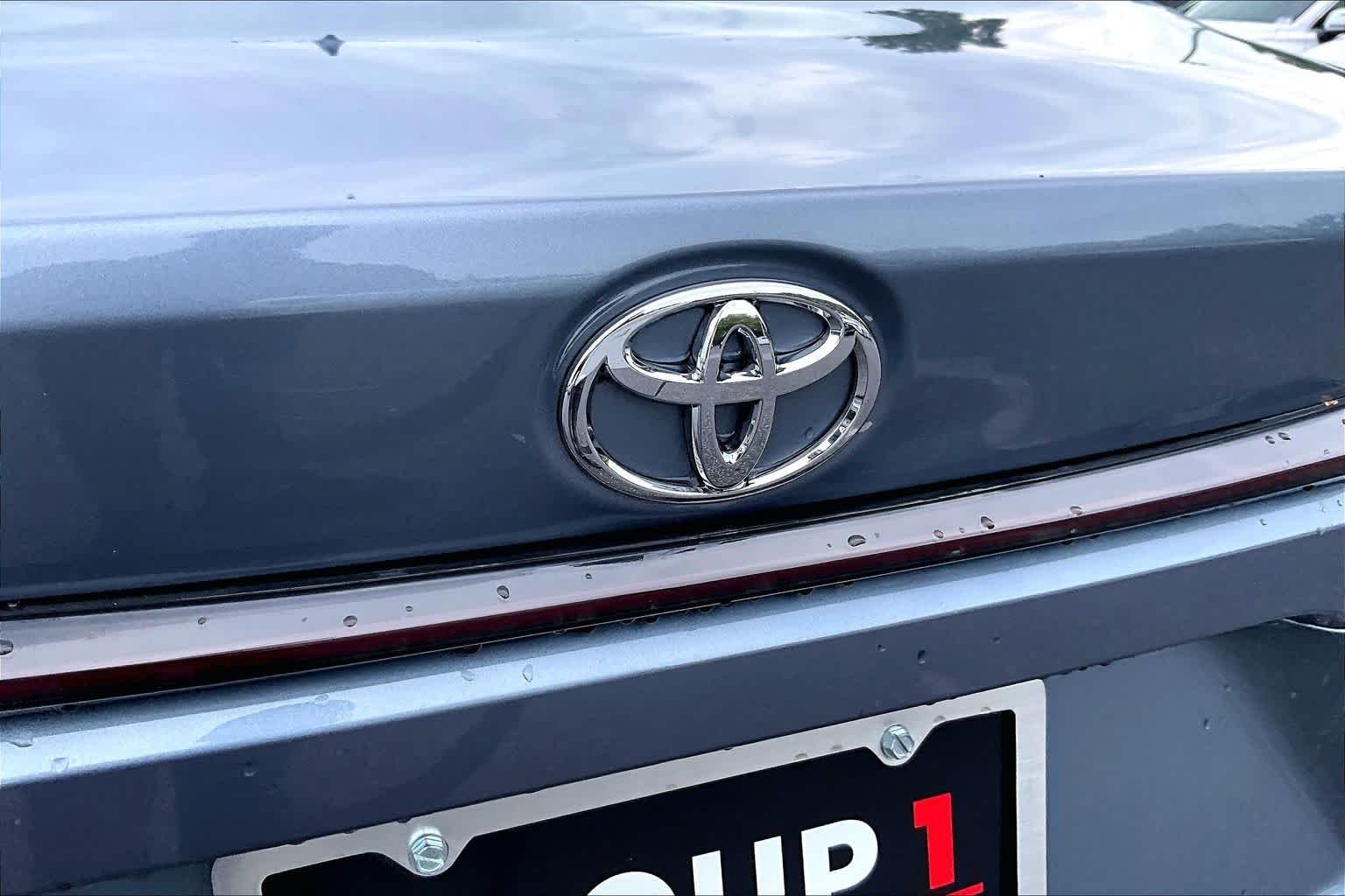 Used 2023 Celestite Toyota LE image 29