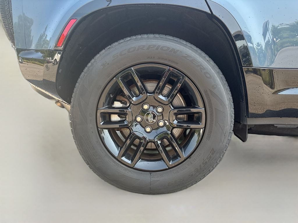 2022 Land Rover Defender X-Dynamic SE - Photo 13