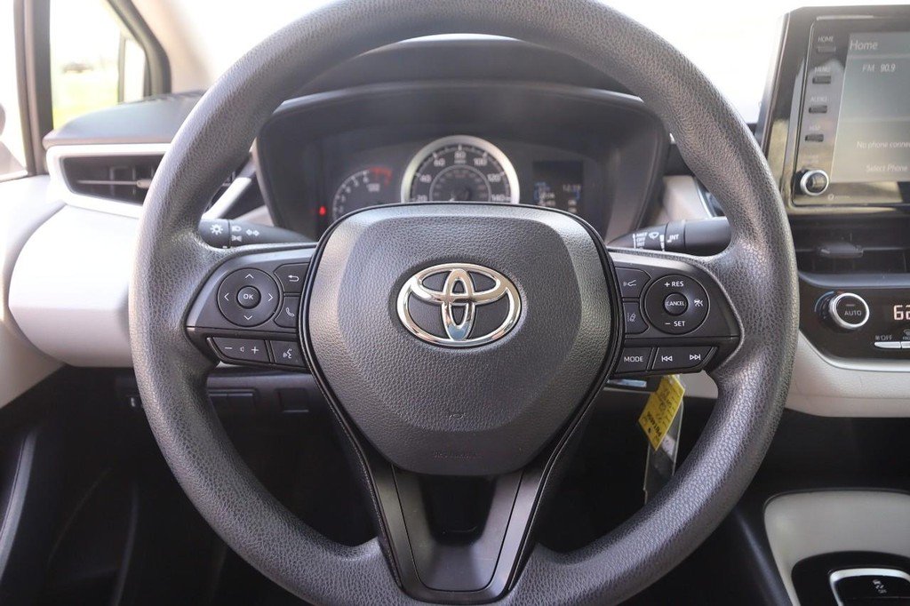 Certified Used 2022 Classic Silver Metallic Toyota LE CVT (Natl) image 10