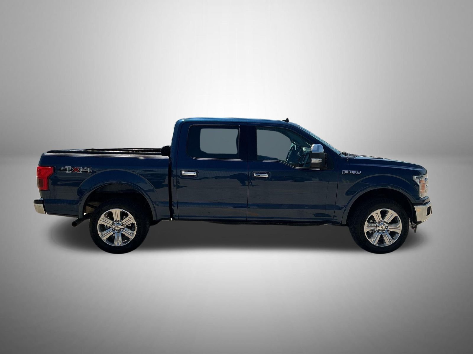 Used 2019 Blue Ford Lariat image 4