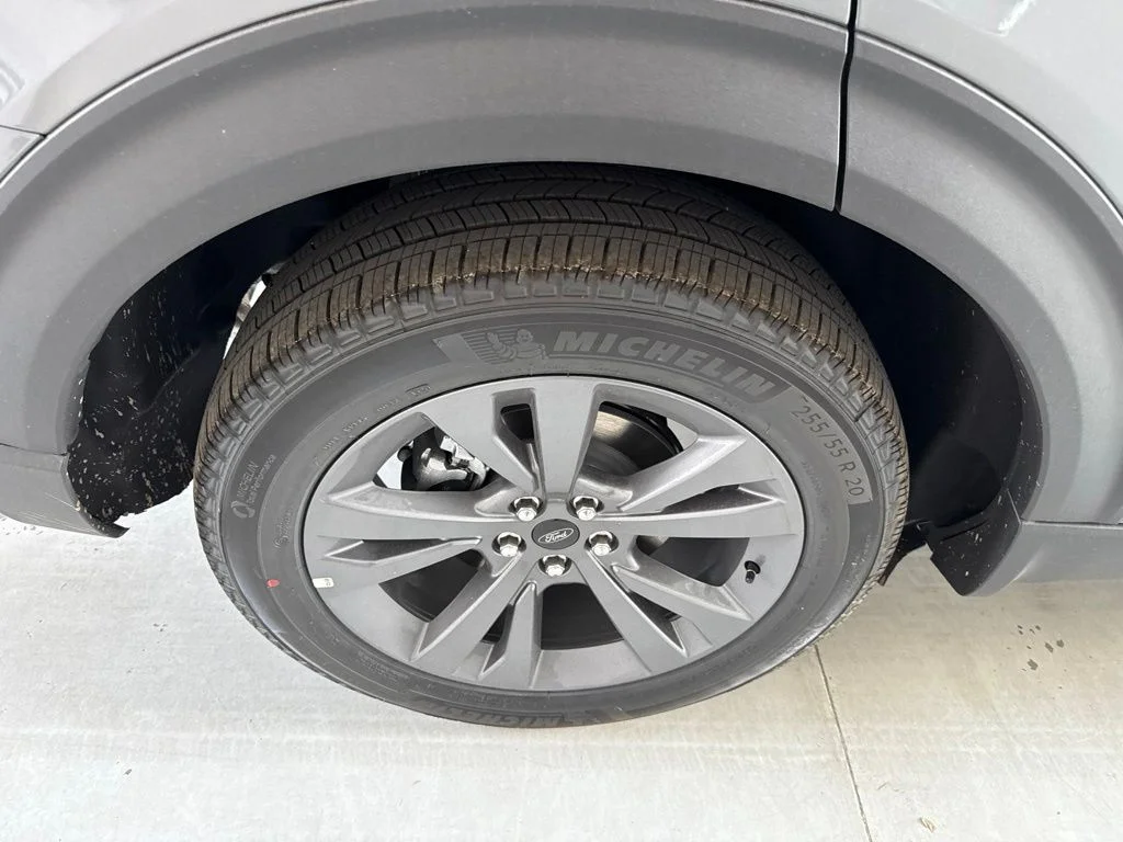New 2026 Carbonized Gray Metallic Ford Active image 3