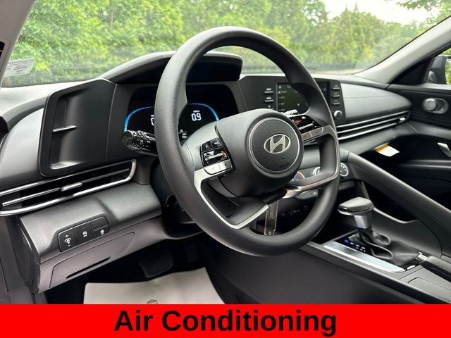 Used 2026 Gray Hyundai SE image 15