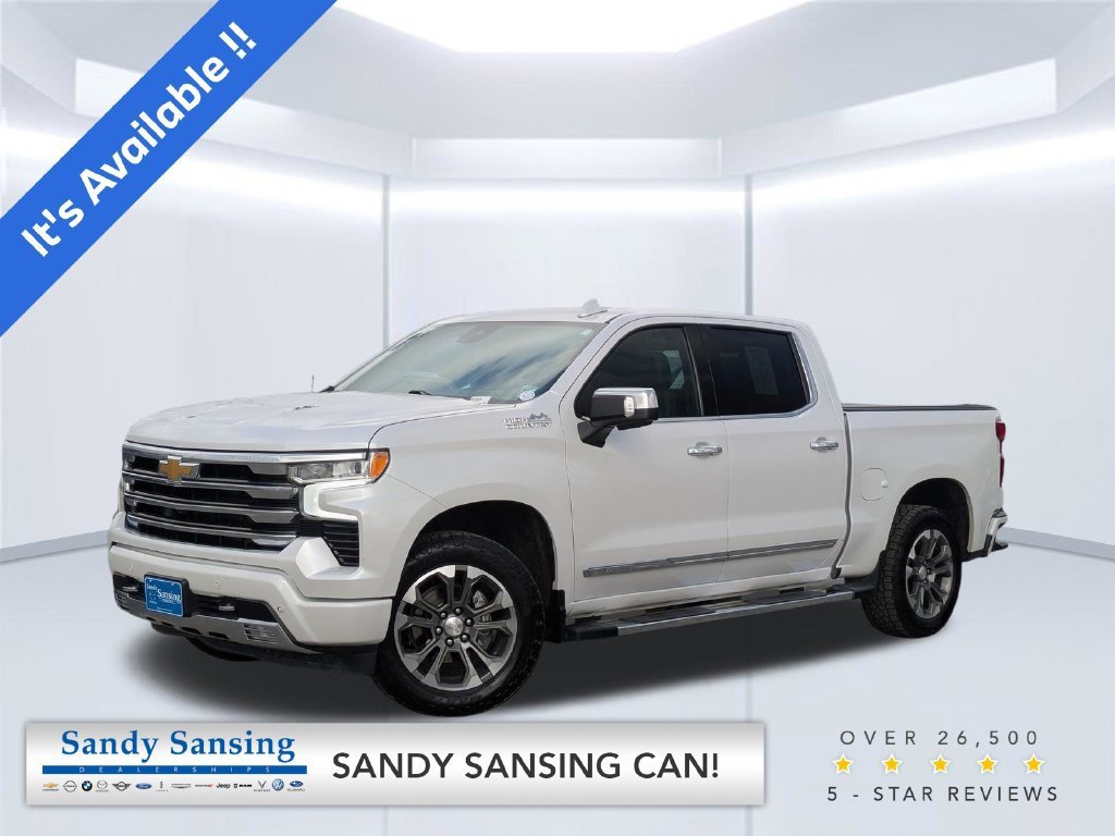Used 2023 IRIDESCENT PEARL TRICOAT Chevrolet High Country image 1