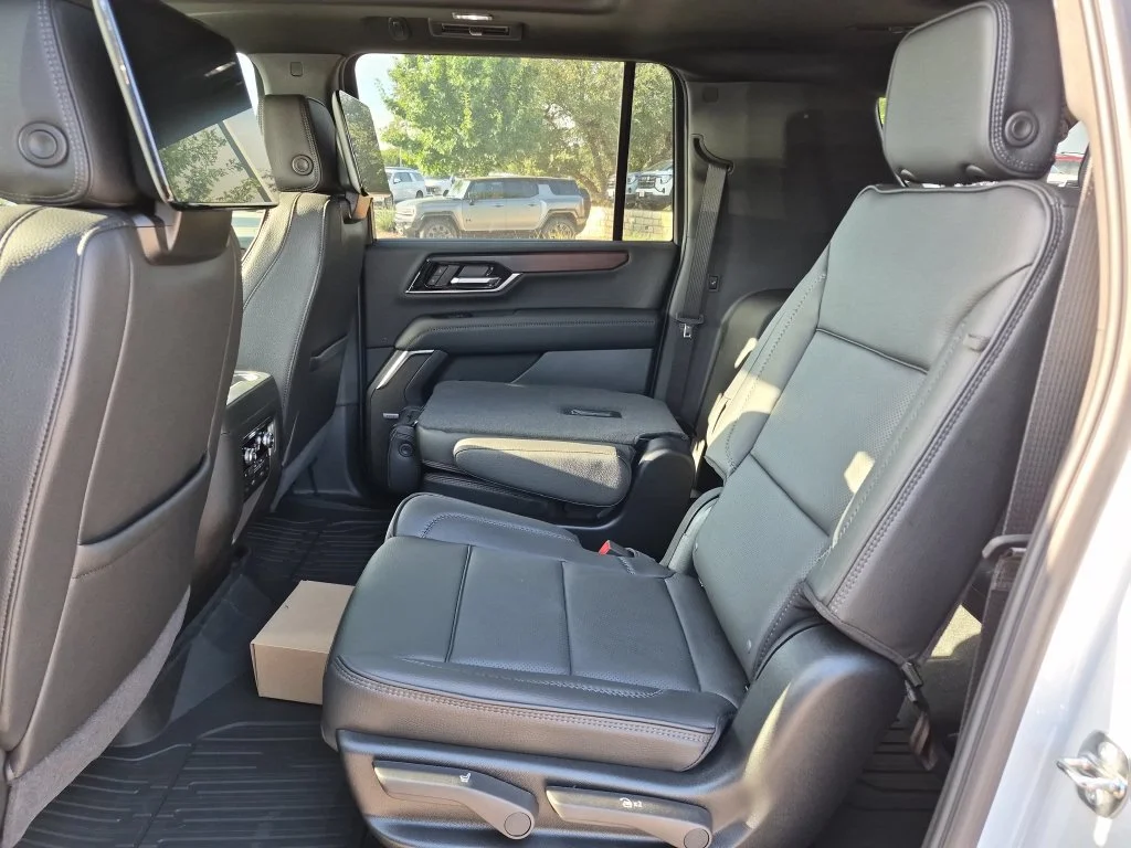 New 2026 Glacier White Tricoat GMC Denali image 33