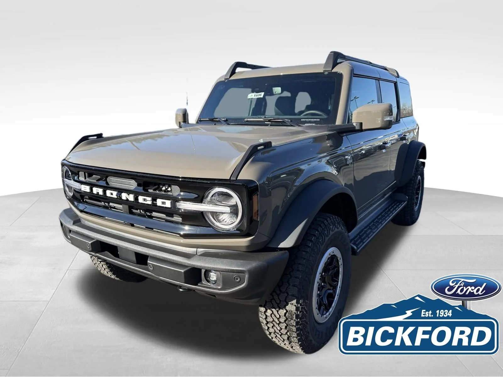2025 Ford Bronco Outer Banks 4x4's photo