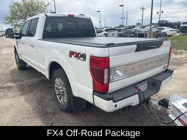 Used 2021  Ford Limited image 4