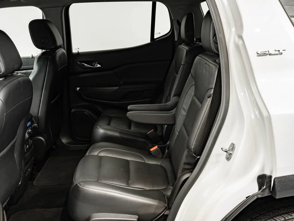 Used 2019 White Frost Tricoat GMC SLT-1 image 46