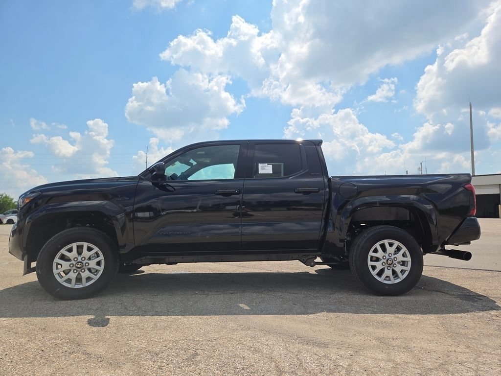 New 2026 Black Toyota SR5 image 17