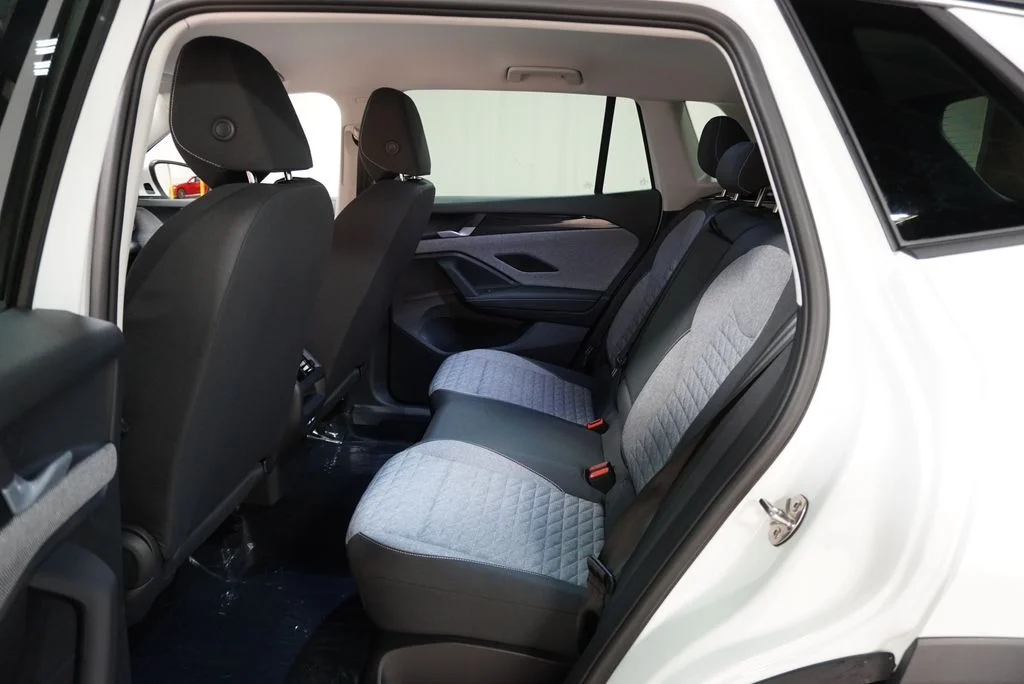 New 2026 Pure White Volkswagen 2.0T S image 11