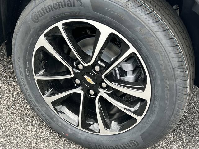 New 2026 Summit White Chevrolet LT image 12