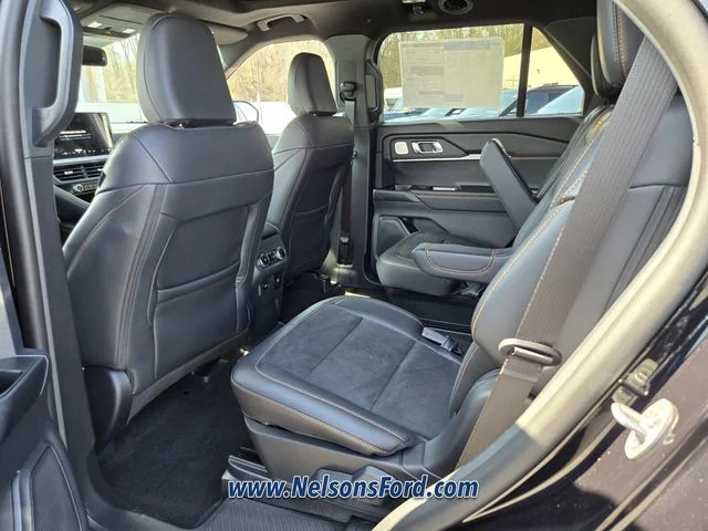 New 2026 Agate Black Metallic Ford Tremor® image 28