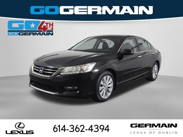 Used 2013 Black Honda Touring image 1