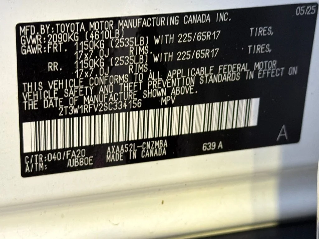 Used 2025 Ice Toyota XLE image 6