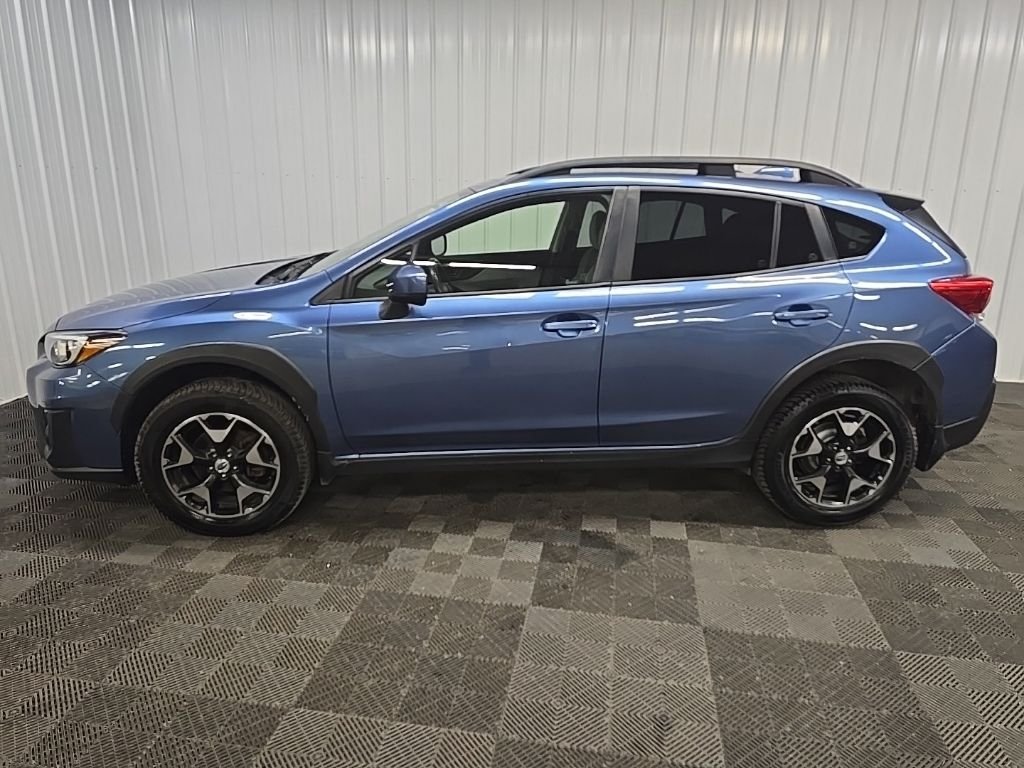 Used 2018 Blue Subaru 2.0i Premium image 5