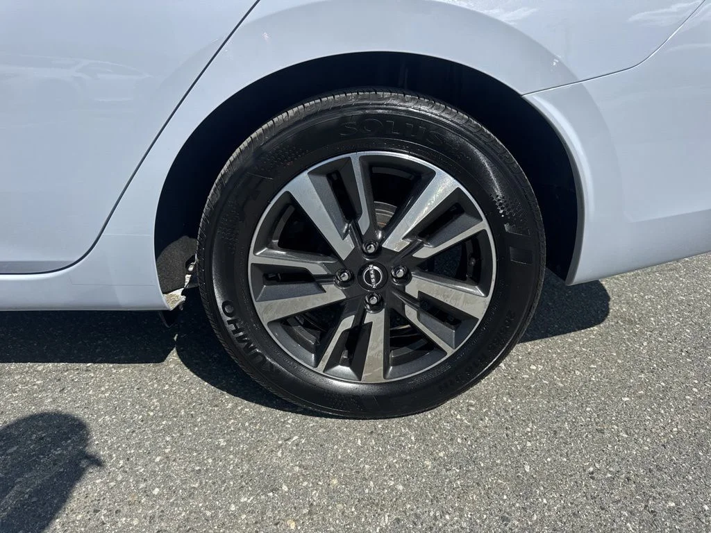 Used 2025 Gray Nissan 1.6 SV image 26