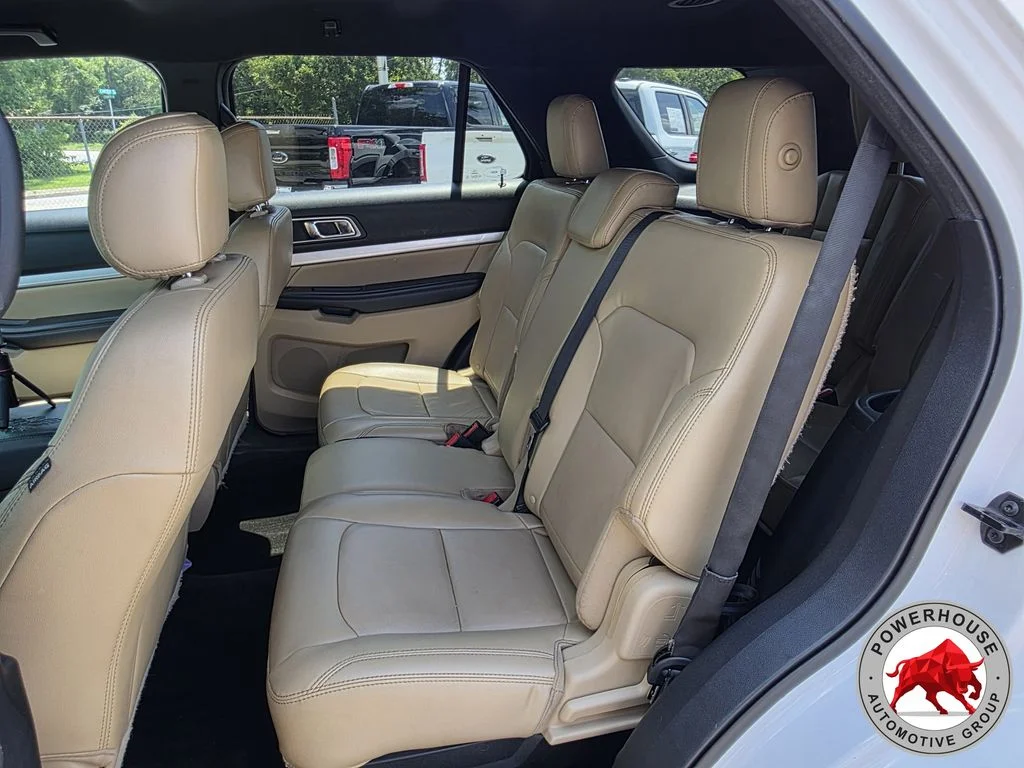 Used 2017 White Ford XLT image 16