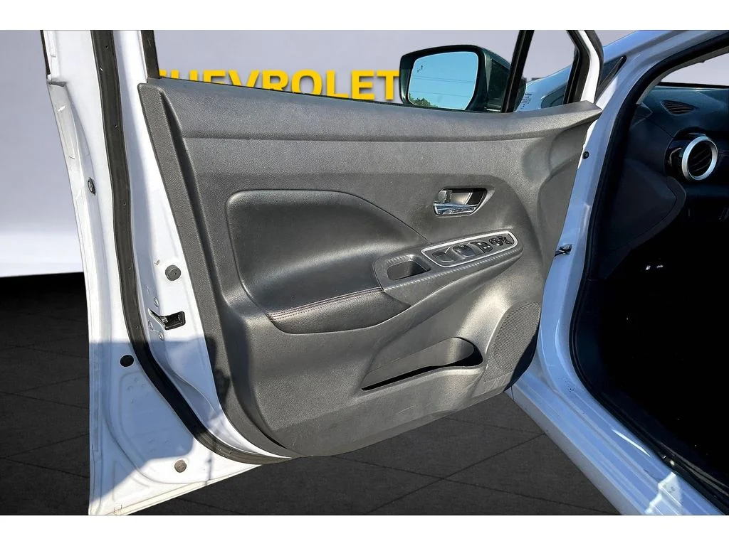 Used 2024 Gray Nissan SR image 16