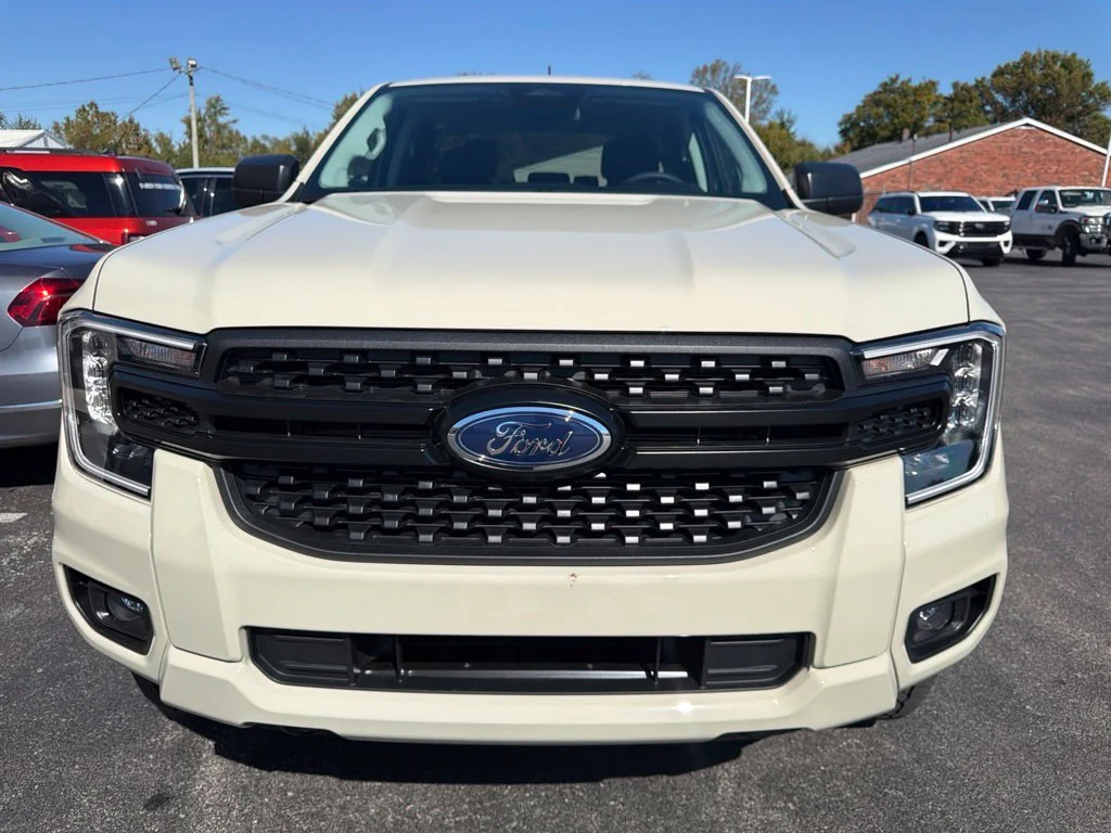 New 2026 Avalanche Ford XLT image 7