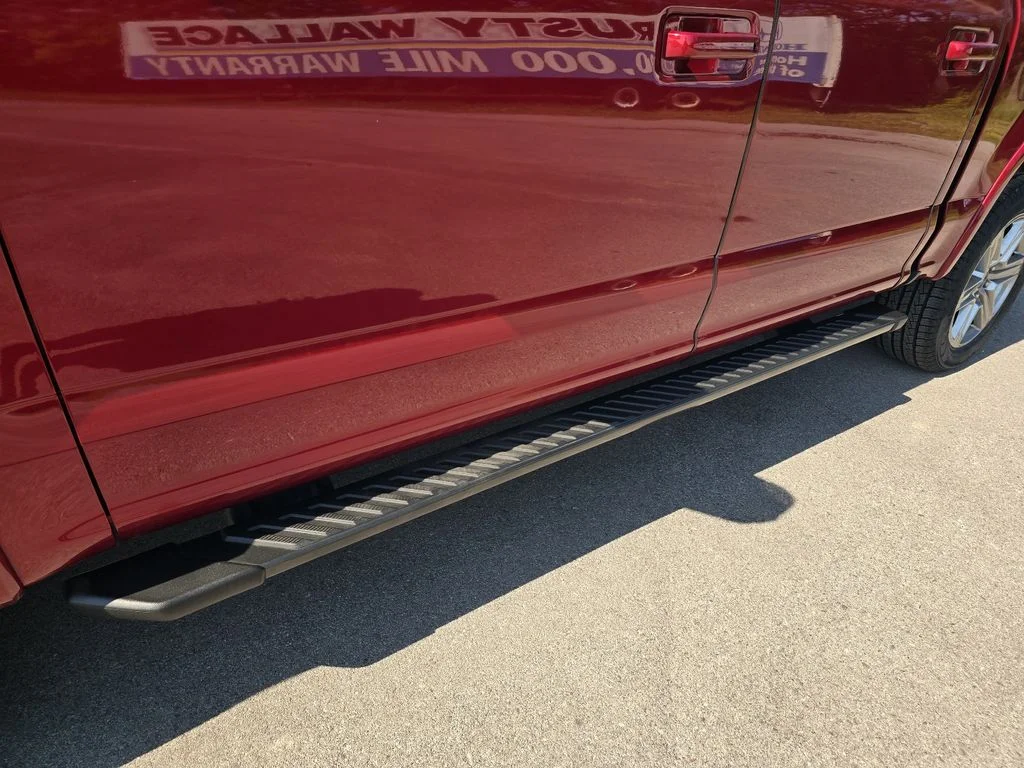 Used 2019 Ruby Red Metallic Tinted Clearcoat Ford XLT image 11