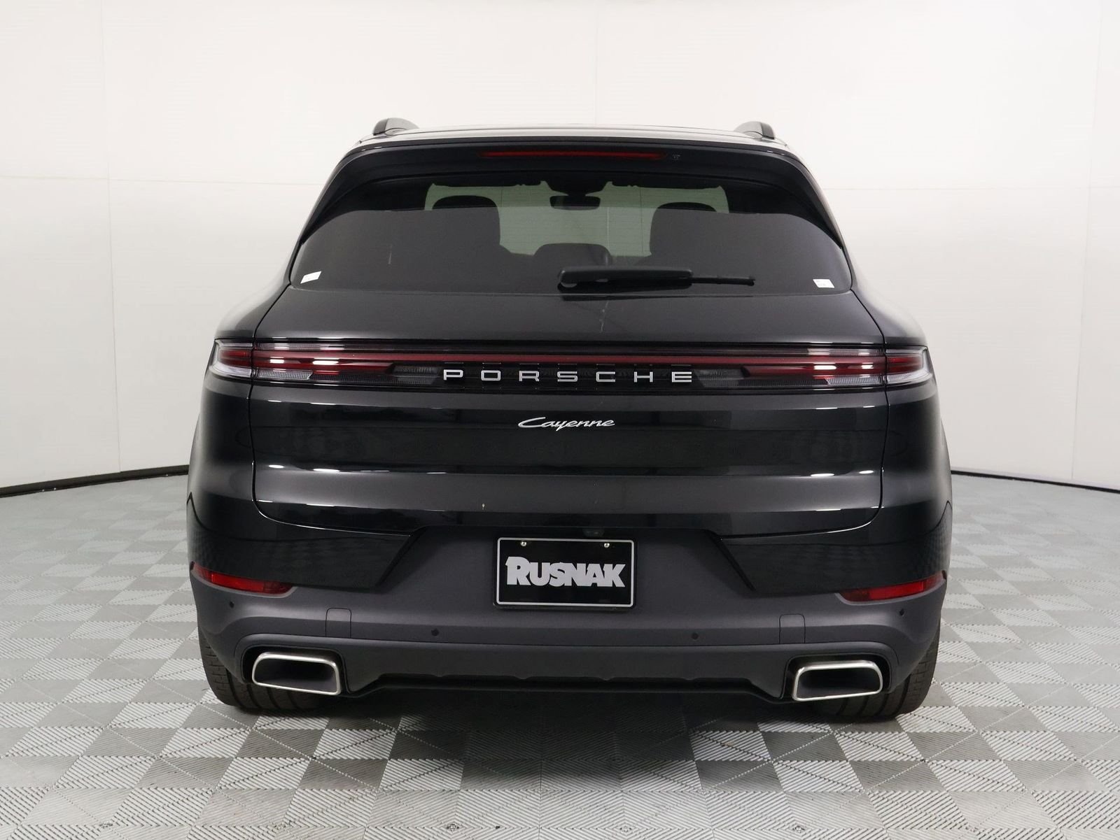 2026 Porsche Cayenne E-Hybrid - Photo 6