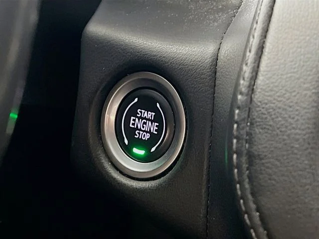 Used 2022 White Chevrolet LT image 16
