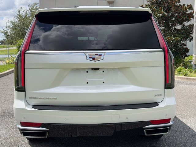 Used 2023 White Cadillac Premium Luxury Platinum image 8