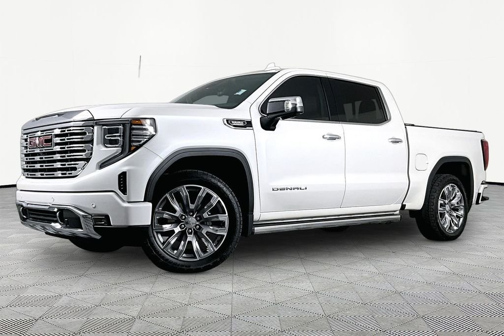 Used 2024 White GMC Denali image 1