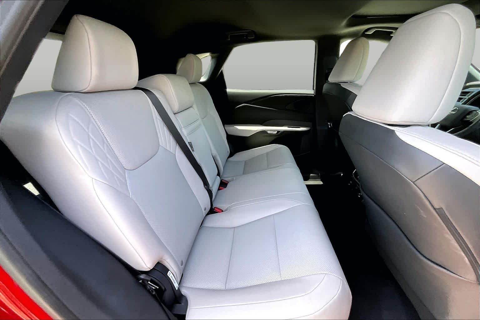 Used 2024 Matador Red Mica Lexus Premium image 19