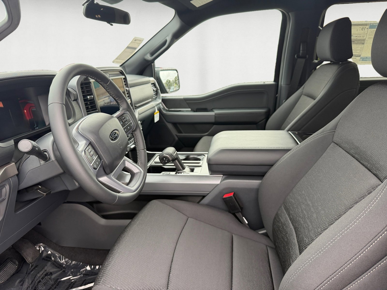New 2026 Agate Black Metallic Ford XLT image 10