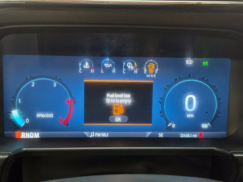 Used 2024 Oxford White Ford Lariat image 24