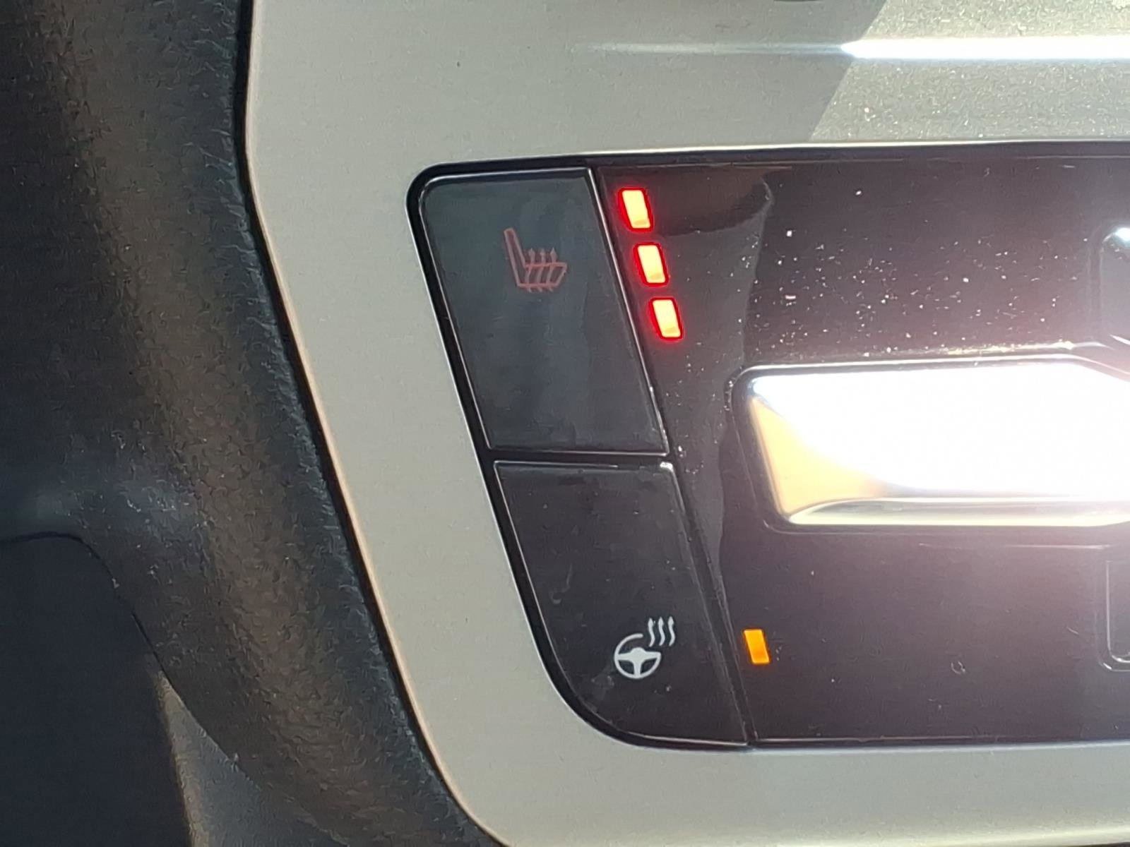 2023 Ford Explorer XLT - Photo 6