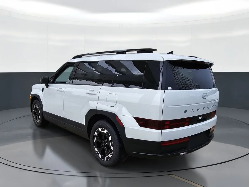 New 2027 White Hyundai SEL image 4
