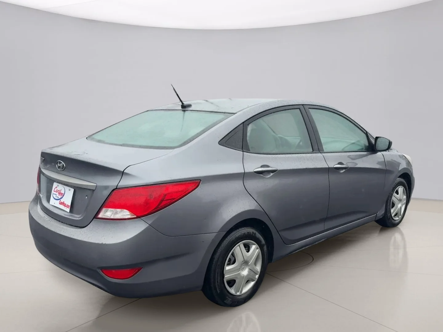 Used 2016 Gray Hyundai SE image 5