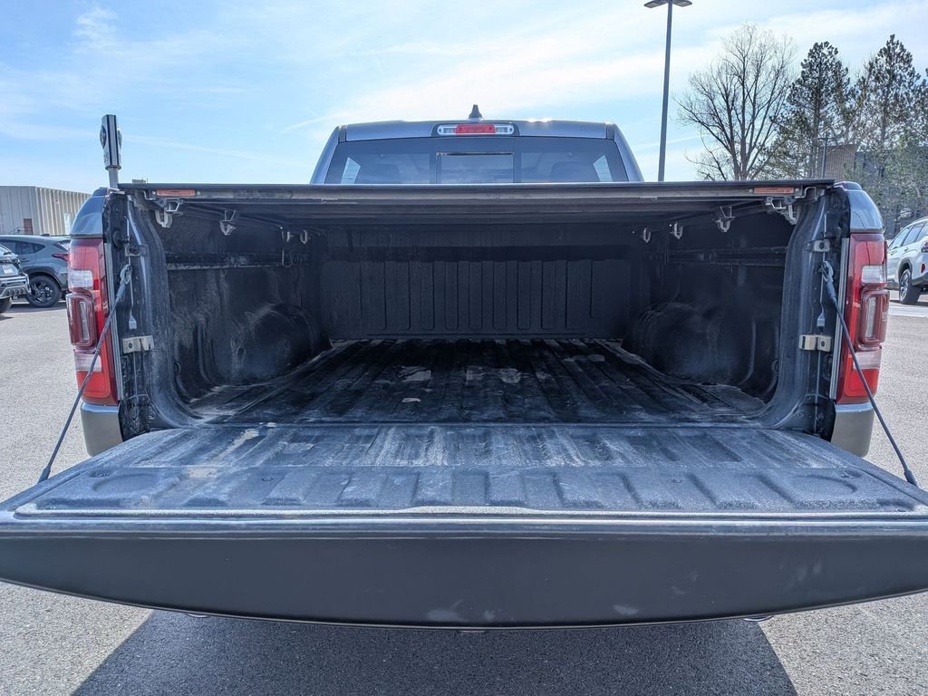 Used 2021 Granite Crystal Metallic Clearcoat Ram Laramie image 6