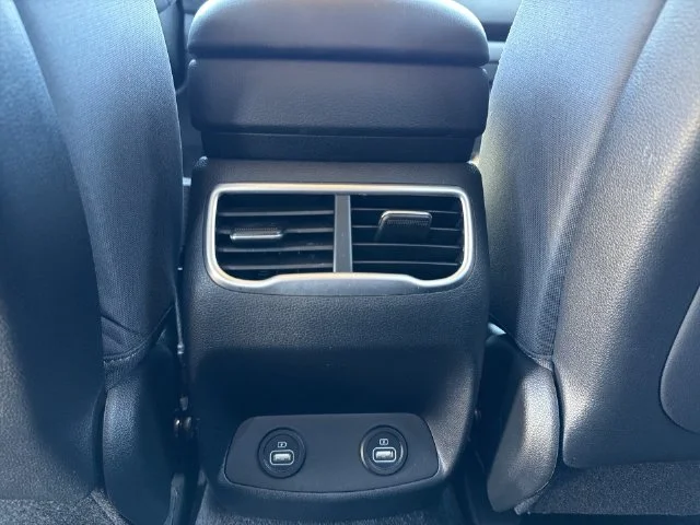 Used 2023 Silver Hyundai SEL image 38
