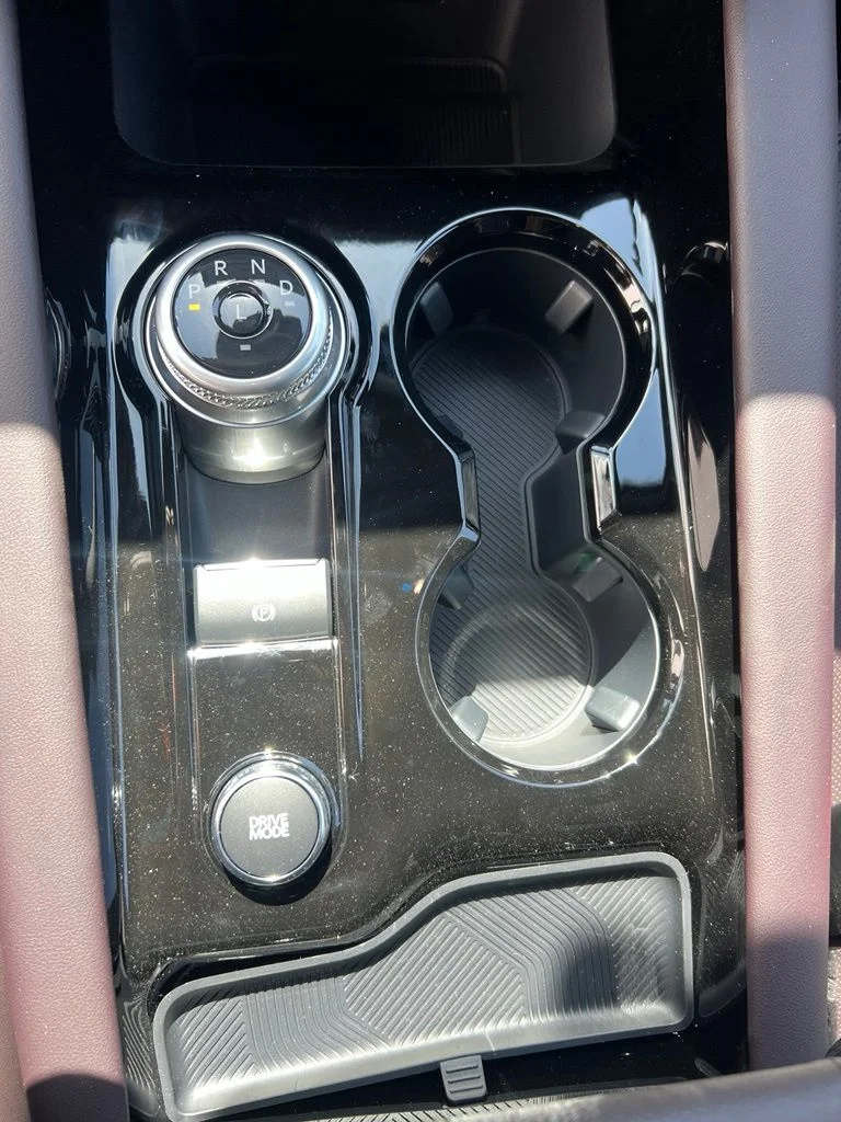 New 2026 Space White Metallic Ford Platinum™ image 20