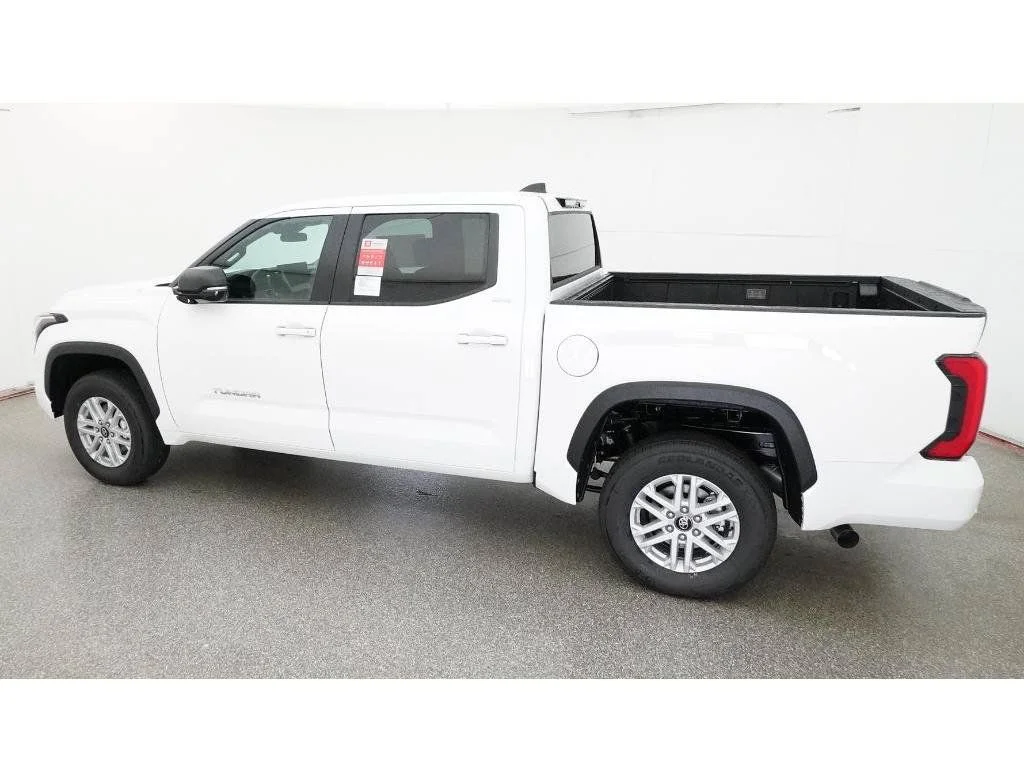 New 2026 Ice Cap Toyota SR5 image 5