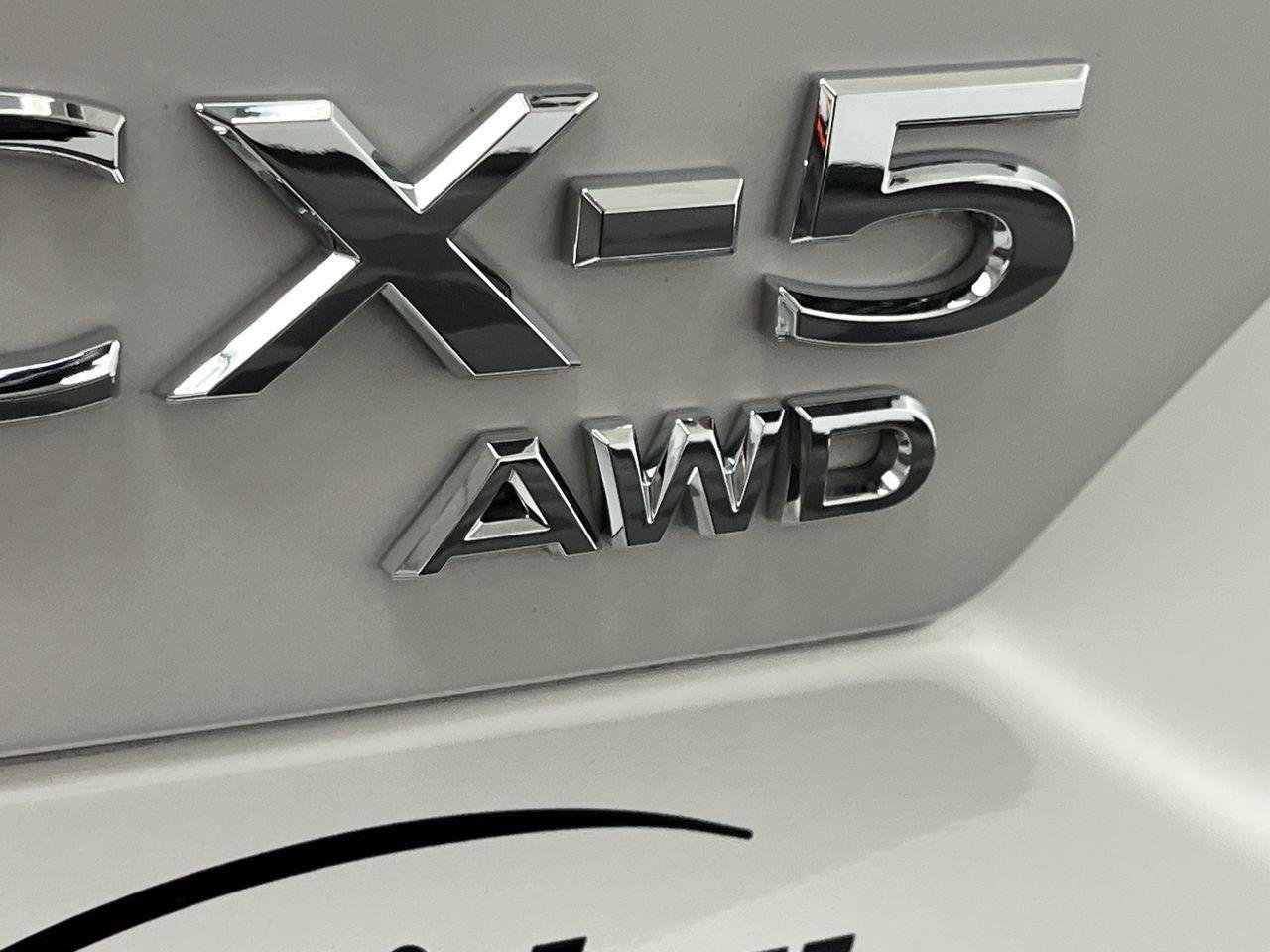 Certified Used 2025 Rhodium White Metallic Mazda 2.5 S Carbon Edition image 32
