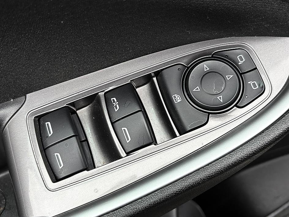 Used 2024 Mineral Gray Metallic Chevrolet LT image 17