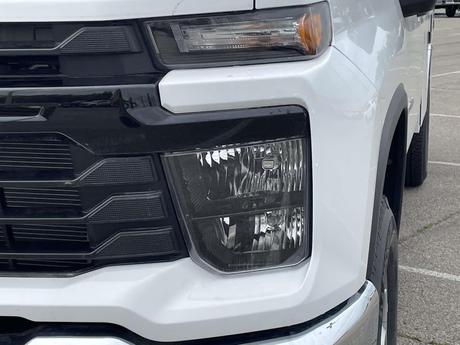 2025 Chevrolet Silverado 3500 HD Work Truck - Photo 9